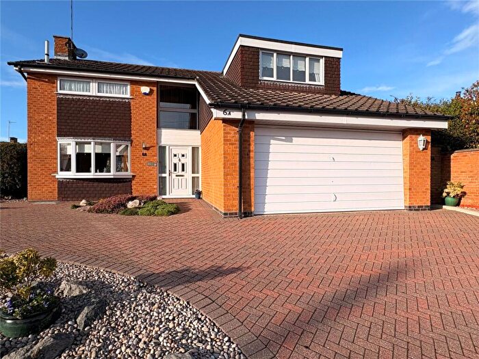 4 Bedroom Detached House For Sale In School Street, Daventry, Northamptonshire, NN11