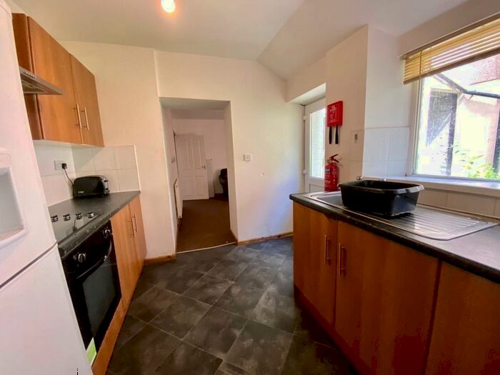 4 Bedroom Terraced House To Rent In John Street, Treforest, CF37