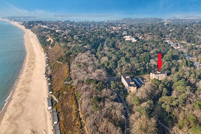 3 Bedroom Flat For Sale In Branksome Park, BH13