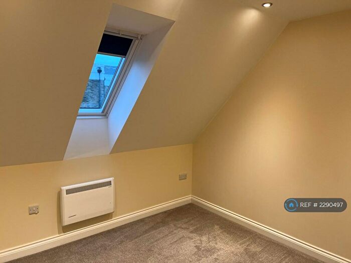 2 Bedroom Flat To Rent In Detling House, Maidstone, ME16