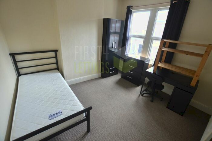 3 Bedroom Terraced House To Rent In Cecilia Road, Clarendon Park, LE2