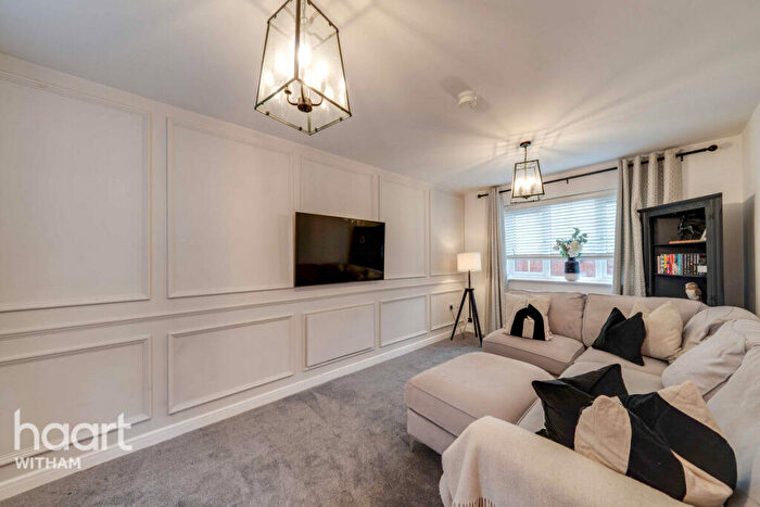 3 Bedroom Detached House For Sale In Flemming Way, Witham, CM8