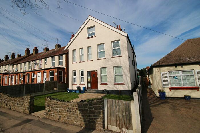 1 Bedroom Flat To Rent In Carlton Avenue, Westcliff-On-Sea, SS0