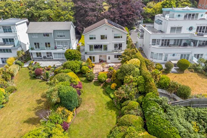 3 Bedroom Detached House To Rent In Chaddesley Glen, Poole, Dorset, BH13
