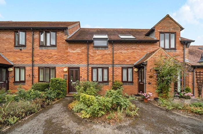 2 Bedroom Flat For Sale In Sharman Beer Court, Thame, OX9