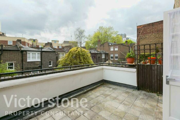 2 Bedroom Apartment To Rent In Rawstorne Street, Angel, London, EC1V