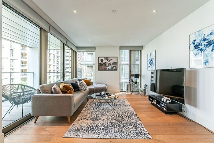 2 Bedroom Flat To Rent In Palmer Road, London, SW11
