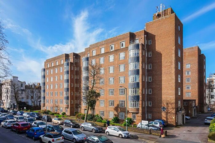 1 Bedroom Retirement Property For Sale In Wilbury Road, Hove, BN3