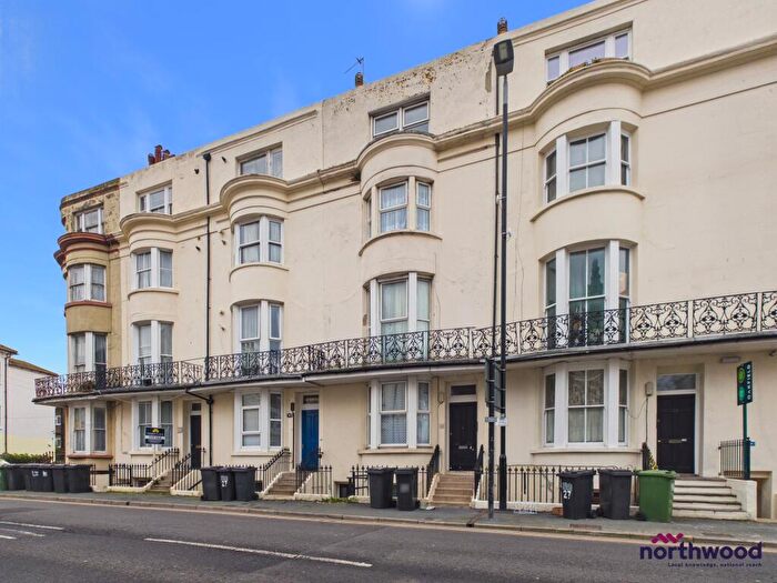 1 Bedroom Flat To Rent In Cavendish Place, Town Centre, Eastbourne, BN21
