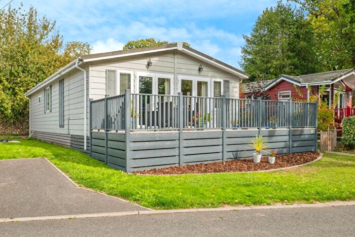2 Bedroom Park Home For Sale In Bacton Road, North Walsham, NR28