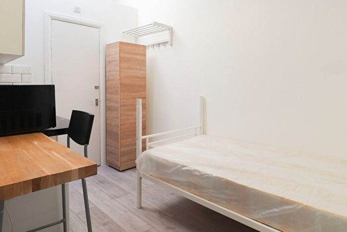 Studio To Rent In Camden High Street, London, NW1