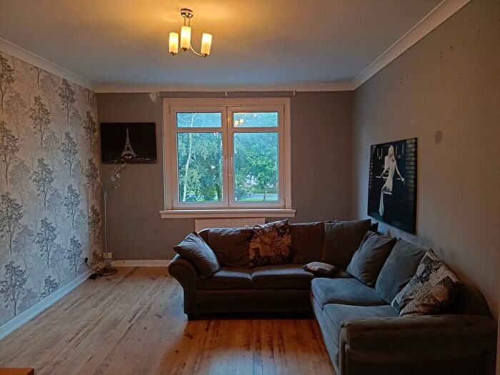 2 Bedroom Flat To Rent In Netherton Road, Wishaw, ML2