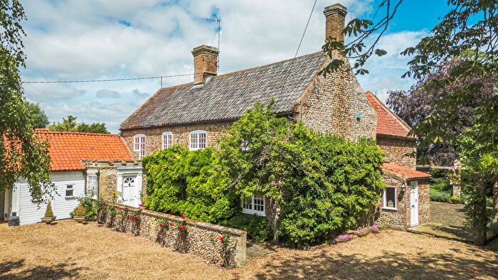 7 Bedroom Detached House For Sale In Handsome Period Home In Stoke Ferry, PE33
