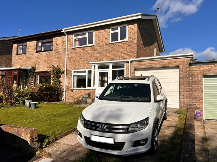 3 Bedroom House To Rent In Rheidol Drive, Cwm Talwg, Barry, CF62