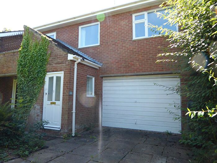 5 Bedroom Detached House To Rent In High Street, Nash, MK17