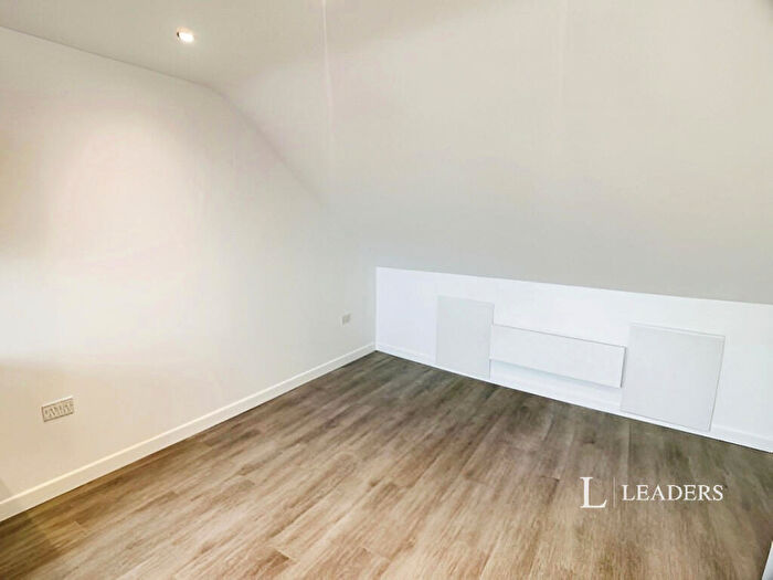 2 Bedroom Apartment To Rent In North Street, Bourne, PE10