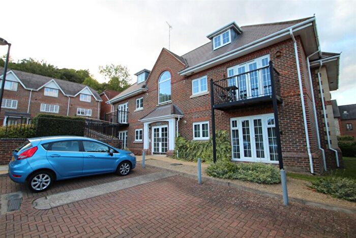 2 Bedroom Apartment To Rent In The Sidings, Loudwater, HP11