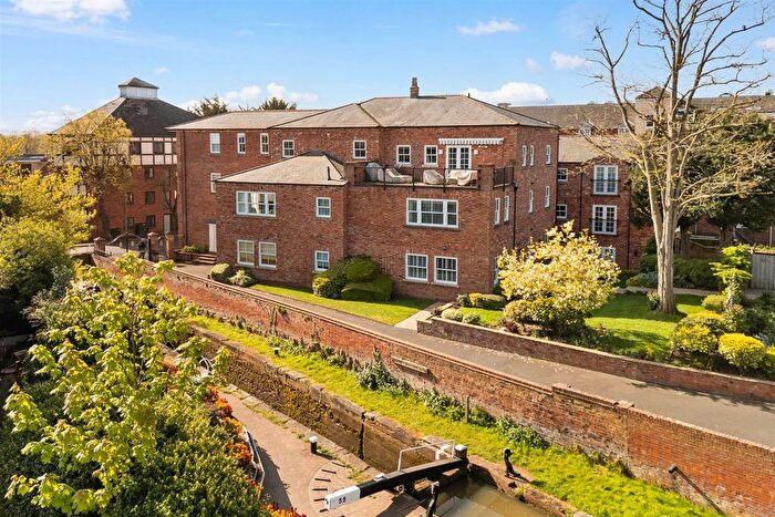 2 Bedroom Flat For Sale In Olivers Lock, Payton Street, Stratford-Upon-Avon, CV37