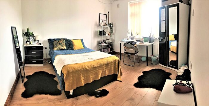 8 Bedroom Semi Detached House To Rent In Muller Road, Bristol, BS7