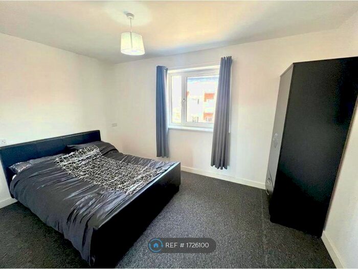 2 Bedroom Flat To Rent In Broad Gauge Way, Wolverhampton, WV10