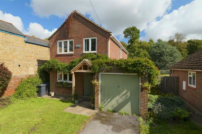 4 Bedroom Detached House For Sale In Bradgate, School Lane, Bekesbourne, CT4