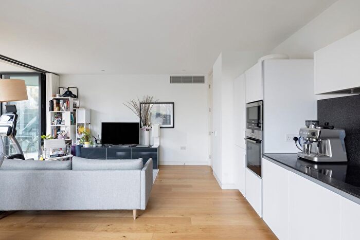 2 Bedroom Flat For Sale In Neo Bankside, Holland Street, SE1