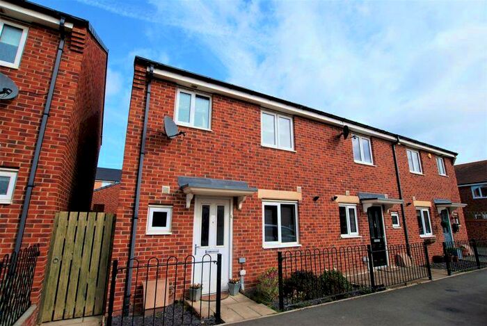 3 Bedroom Semi-Detached House To Rent In Haggerston Road, Blyth, NE24