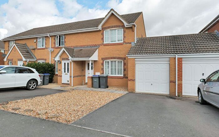 3 Bedroom End Of Terrace House For Sale In Primrose Drive, Melksham, SN12