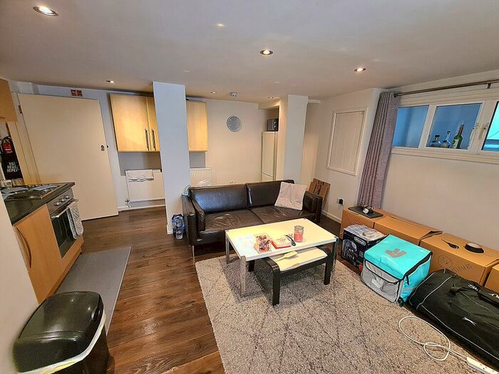 Studio To Rent In Clova Road, Forest Gate, E7