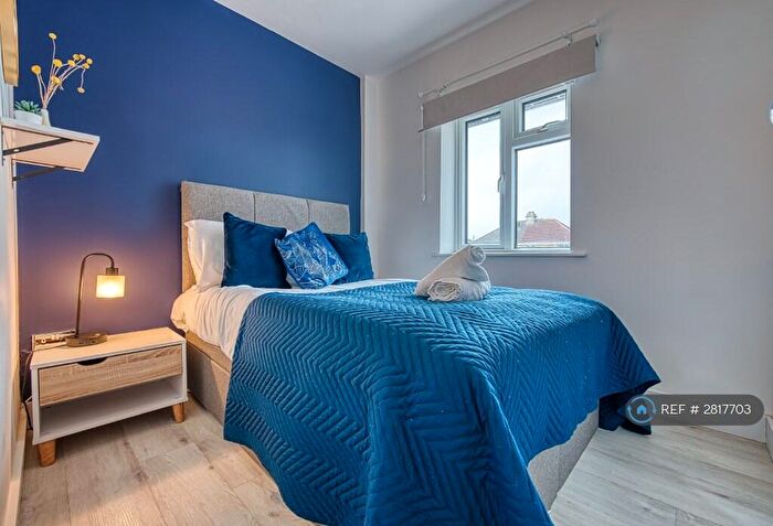 4 Bedroom Semi Detached House To Rent In Upper Bloomfield Road, Bath, BA2