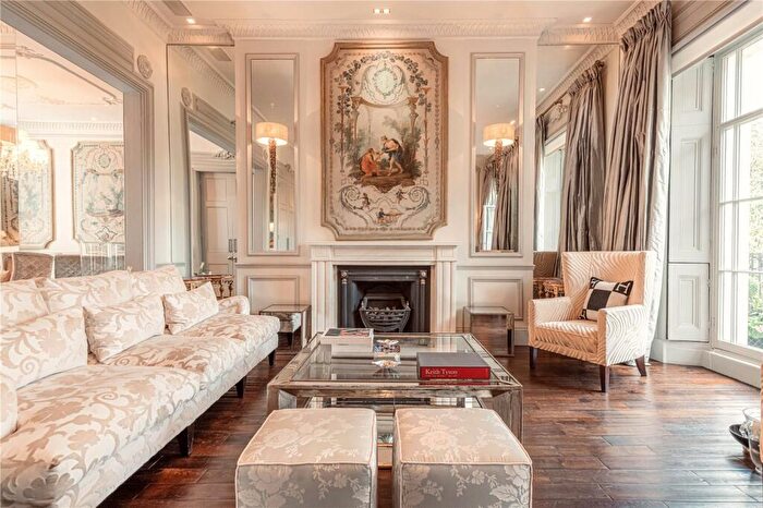 7 Bedroom House To Rent In Hanover Terrace, NW1