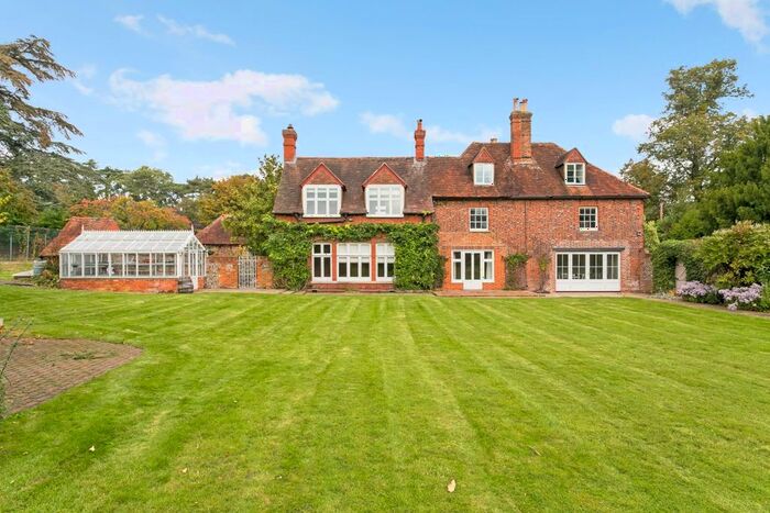 6 Bedroom Semi-Detached House To Rent In Fawley, Henley-On-Thames, RG9
