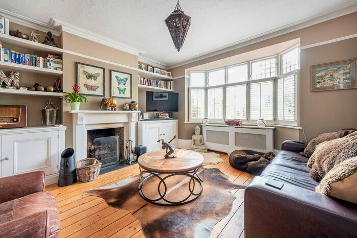 4 Bedroom Semi-Detached House To Rent In Whitton Road, Twickenham, TW1