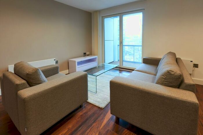 2 Bedroom Apartment To Rent In Greengate Salford, M3