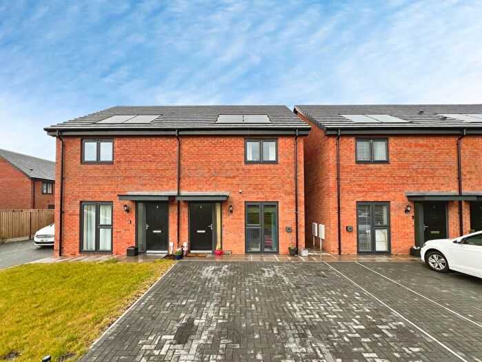 2 Bedroom Semi-Detached House For Sale In Brisbane Drive, Grantham, NG31