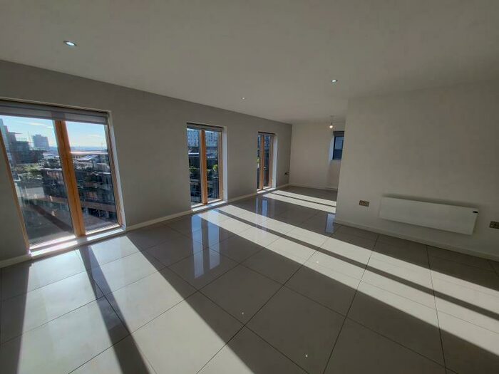 2 Bedroom Apartment To Rent In Apt . :: Ice Plant, M4