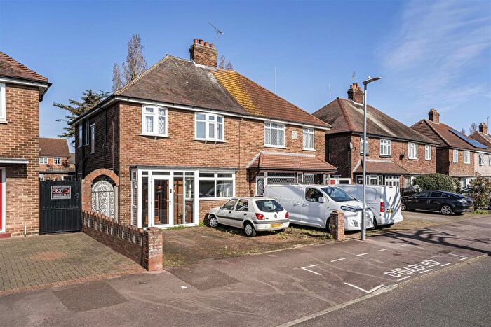 3 Bedroom Semi Detached House For Sale In Valentines Way, Romford, RM7