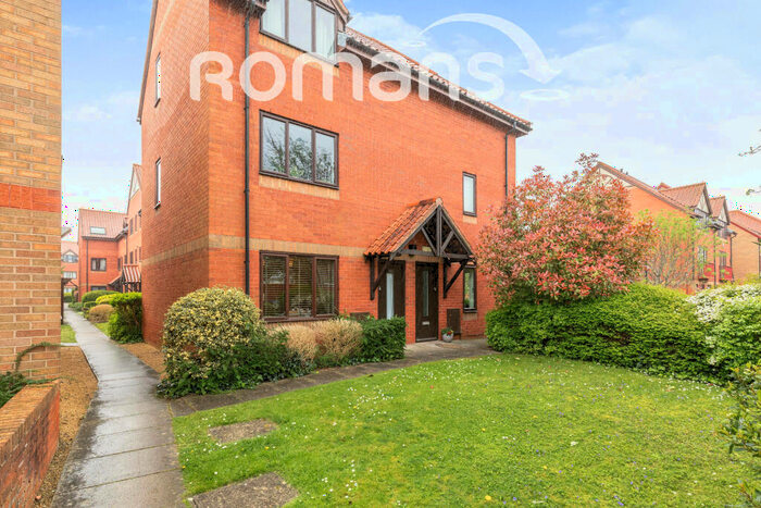 Apartment To Rent In Napier Court, Baltic Wharf, Bristol City Centre, BS1