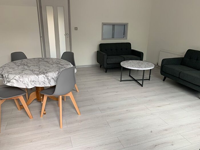 3 Bedroom Terraced House To Rent In Kerfield Place, Camberwell, London, SE5