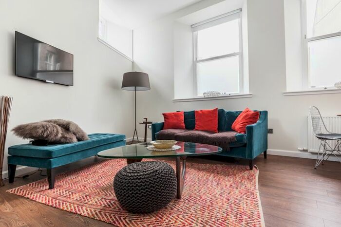 2 Bedroom Flat To Rent In Netherkirkgate, City Centre, Aberdeen, AB10