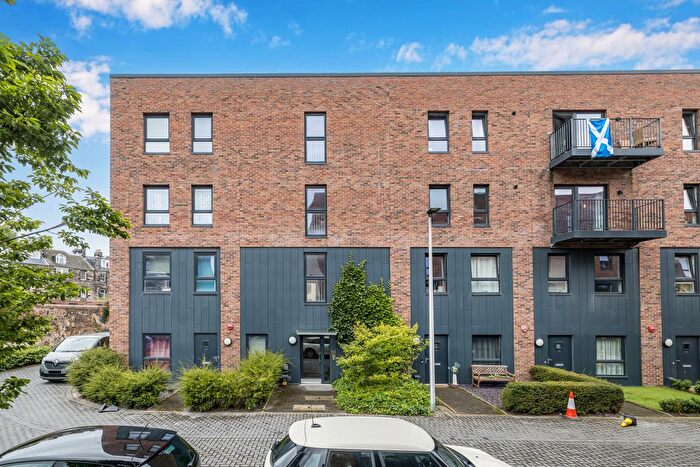 2 Bedroom Flat For Sale In / Chandler Crescent, Edinburgh, EH6