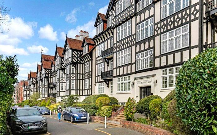 4 Bedroom Flat For Sale In Clifton Court, Northwick Terrace, Maida Vale, London, NW8