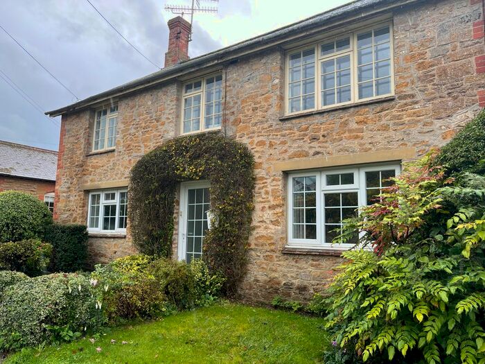 2 Bedroom Flat To Rent In Weston Street, East Chinnock, Yeovil, BA22