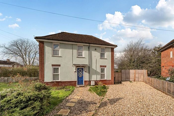 3 Bedroom Semi Detached House To Rent In Staverton Road, Reading, RG2