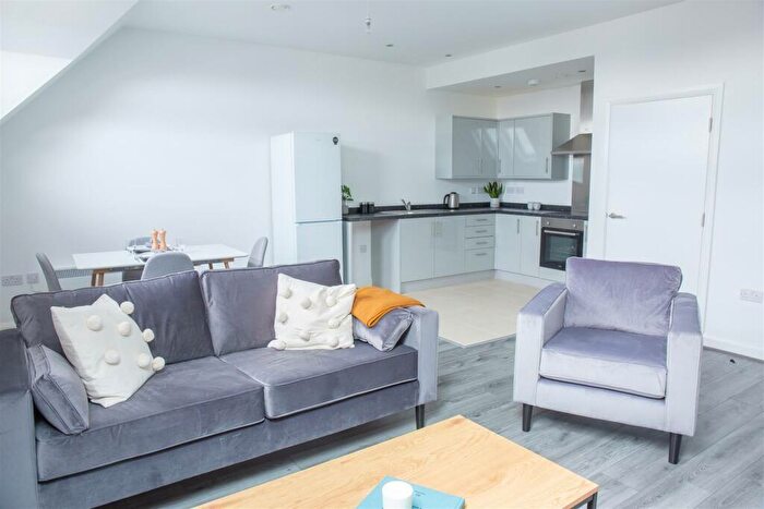 2 Bedroom Apartment To Rent In Great Cheetham Street West, Manchester, Greater Manchester, M7