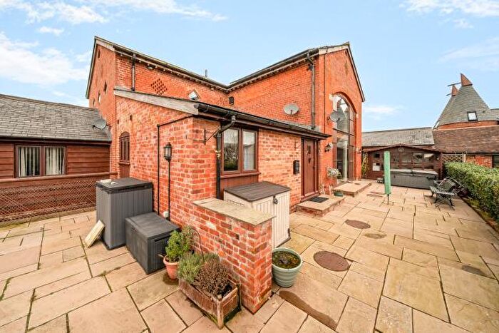2 Bedroom Barn Conversion For Sale In Hillend Farm Barns, Much Cowarne, Bromyard, HR7