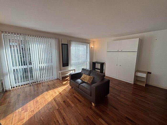 Studio To Rent In Granite Court Radius Building, Prestwich, M25