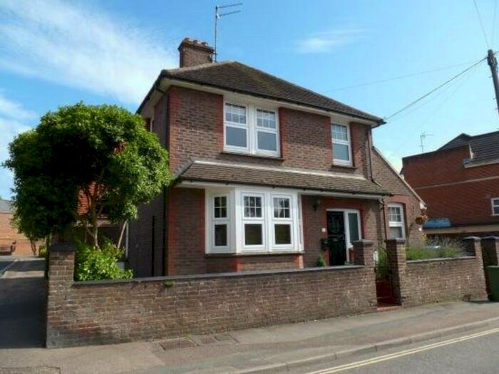 1 Bedroom Maisonette To Rent In Denne Road, Horsham, RH12