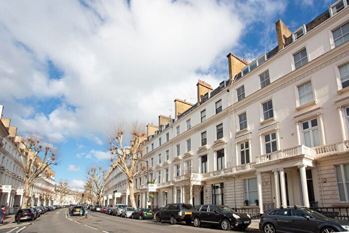 2 Bedroom Flat For Sale In Warrington Crescent, Little Venice, London, W9