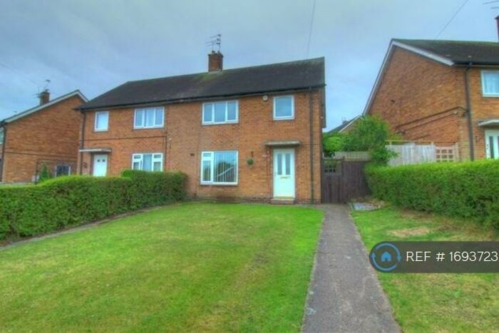 5 Bedroom Semi-Detached House To Rent In Milverton Road, Nottingham, NG5